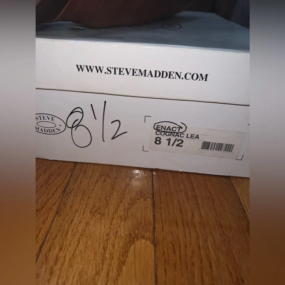 Steve Madden real leather tall boots - Picture 6 of 6